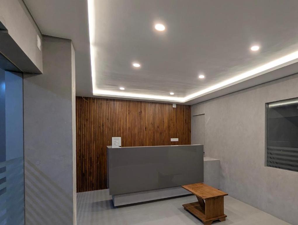 Jayalakshmi Rooms Vaduvanchal المظهر الخارجي الصورة